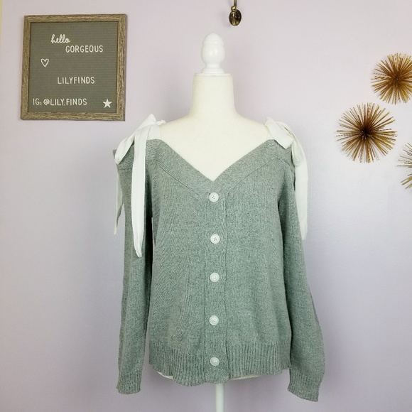 Anthropologie Sweaters - NWOT Anthropologie Knitted and Knotted Grey Cardi